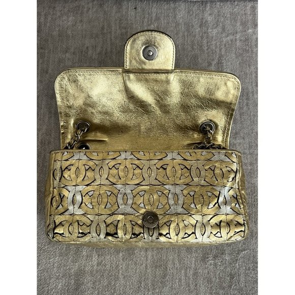 Chanel Gold Flap Bag - Picture 4 of 9